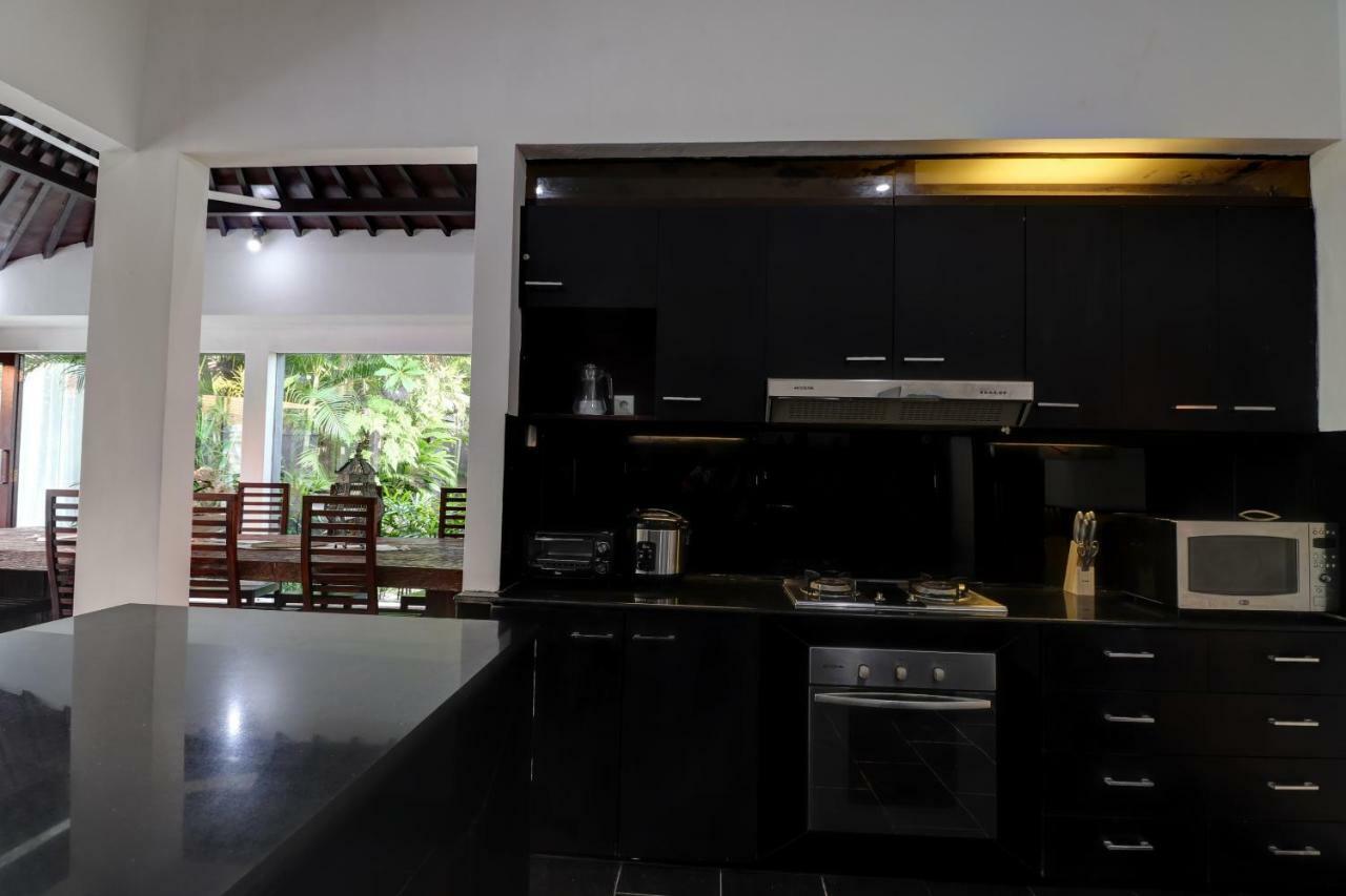 Casa Priya Canggu Exterior photo